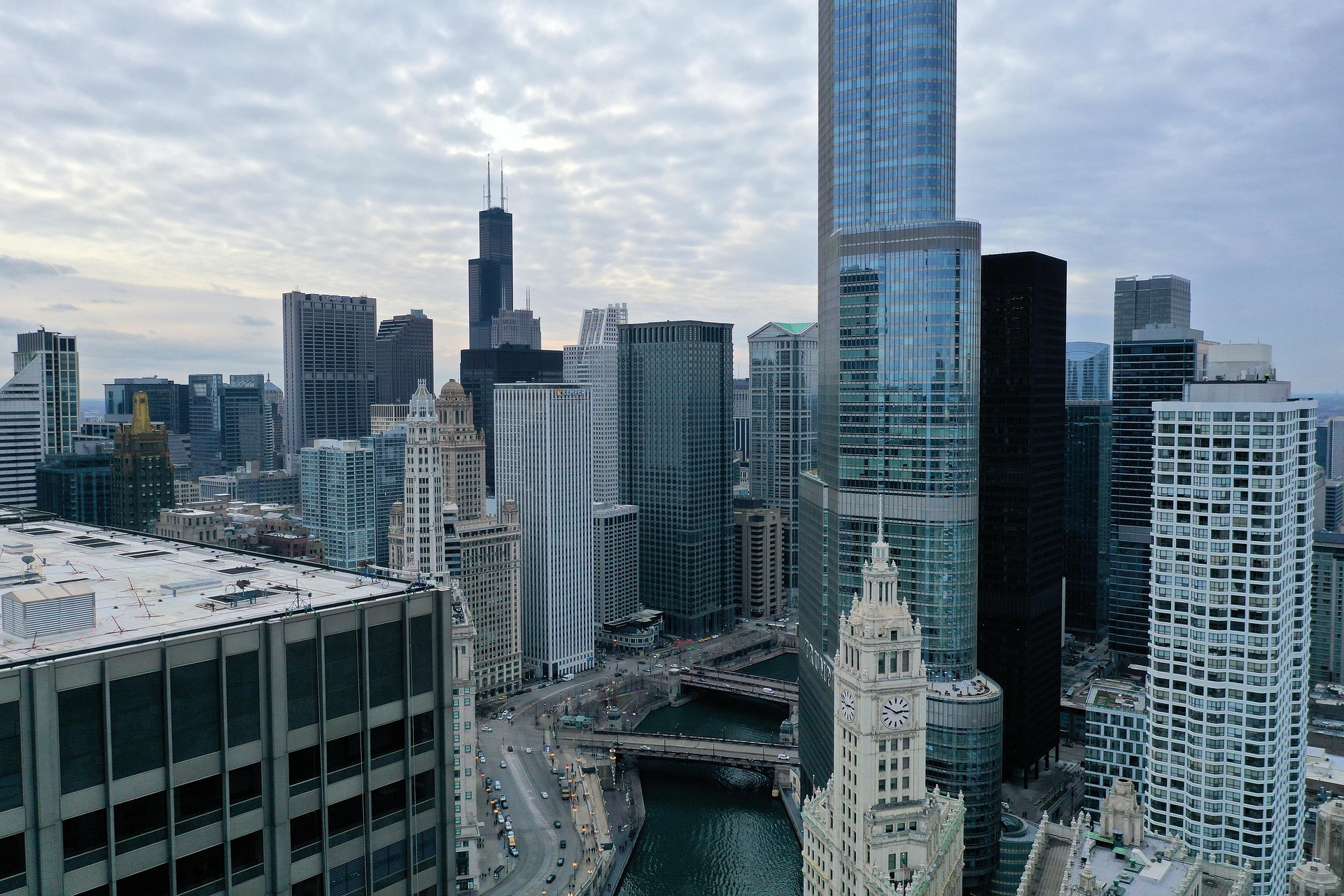 Streeterville Neighborhood Guide